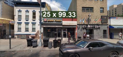 12-09 40th Avenue Long Island City NY 11101