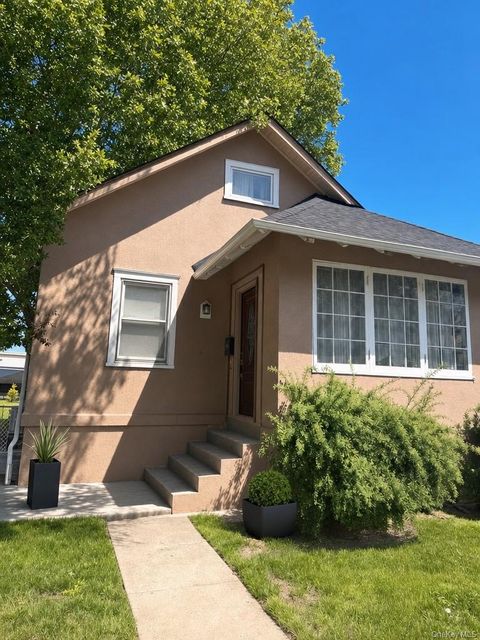 Homes For Sale - 421 Union Avenue<br/> Mount Vernon, NY 10550