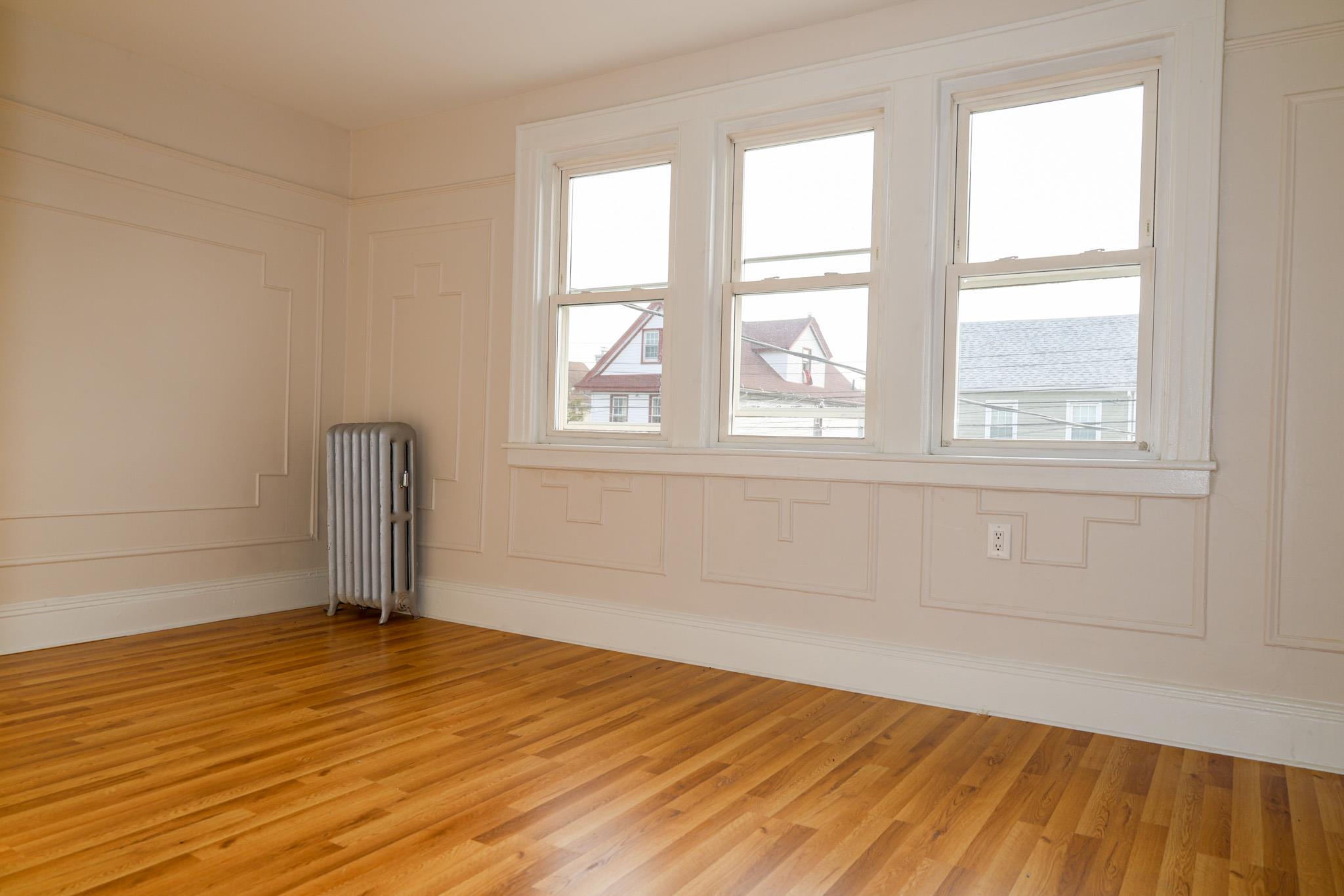 10921 114th Street, Richmond Hill, New York image 12