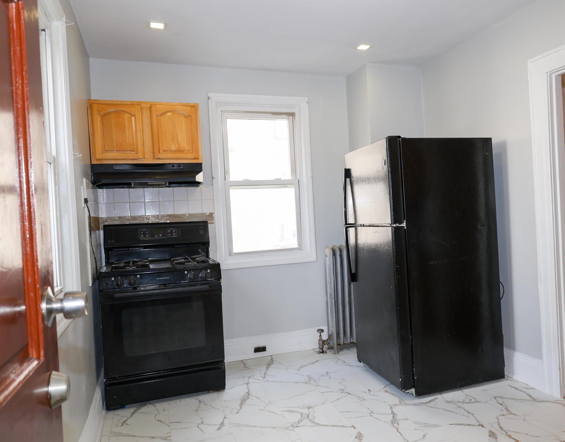 10921 114th Street, Richmond Hill, New York image 8