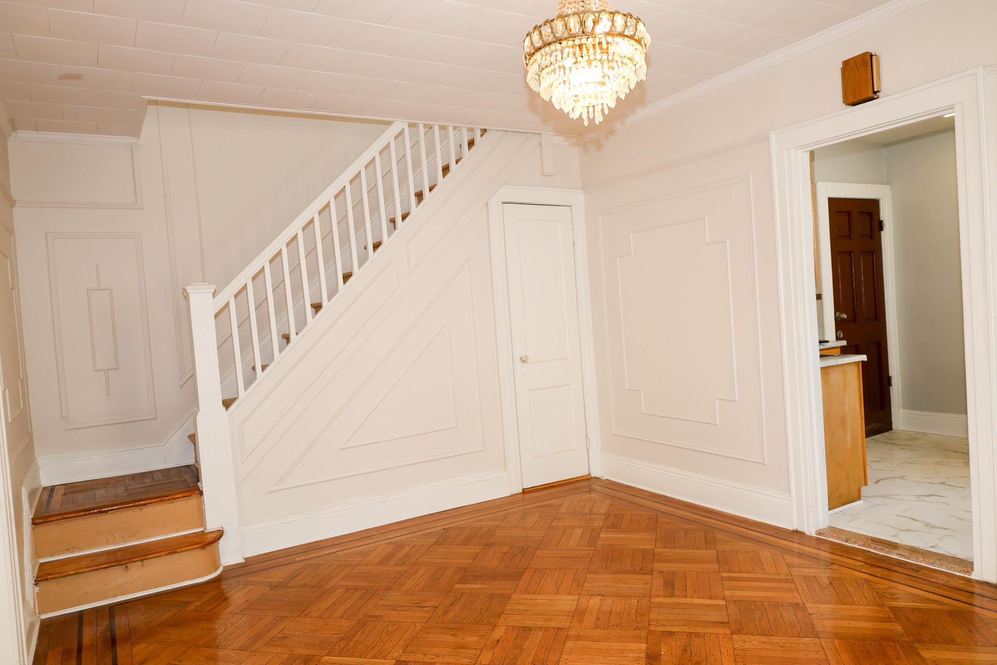 10921 114th Street, Richmond Hill, New York image 6