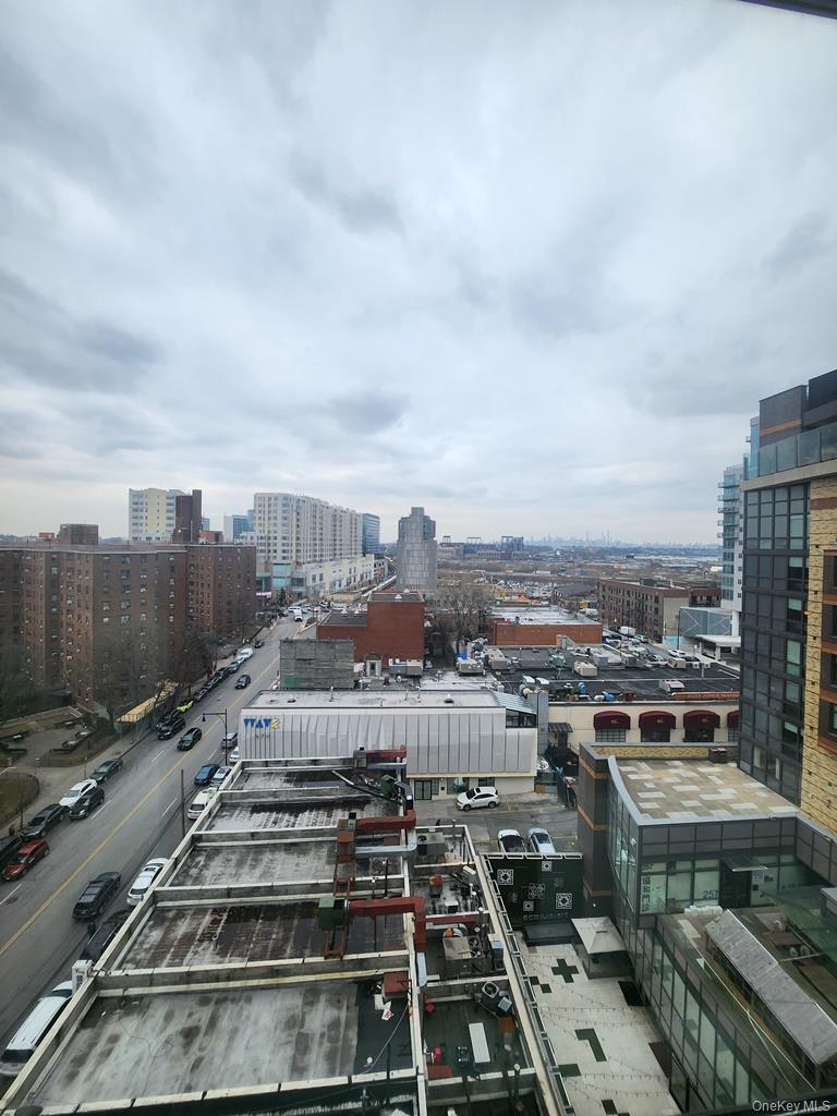 39-16 Prince Street 9F