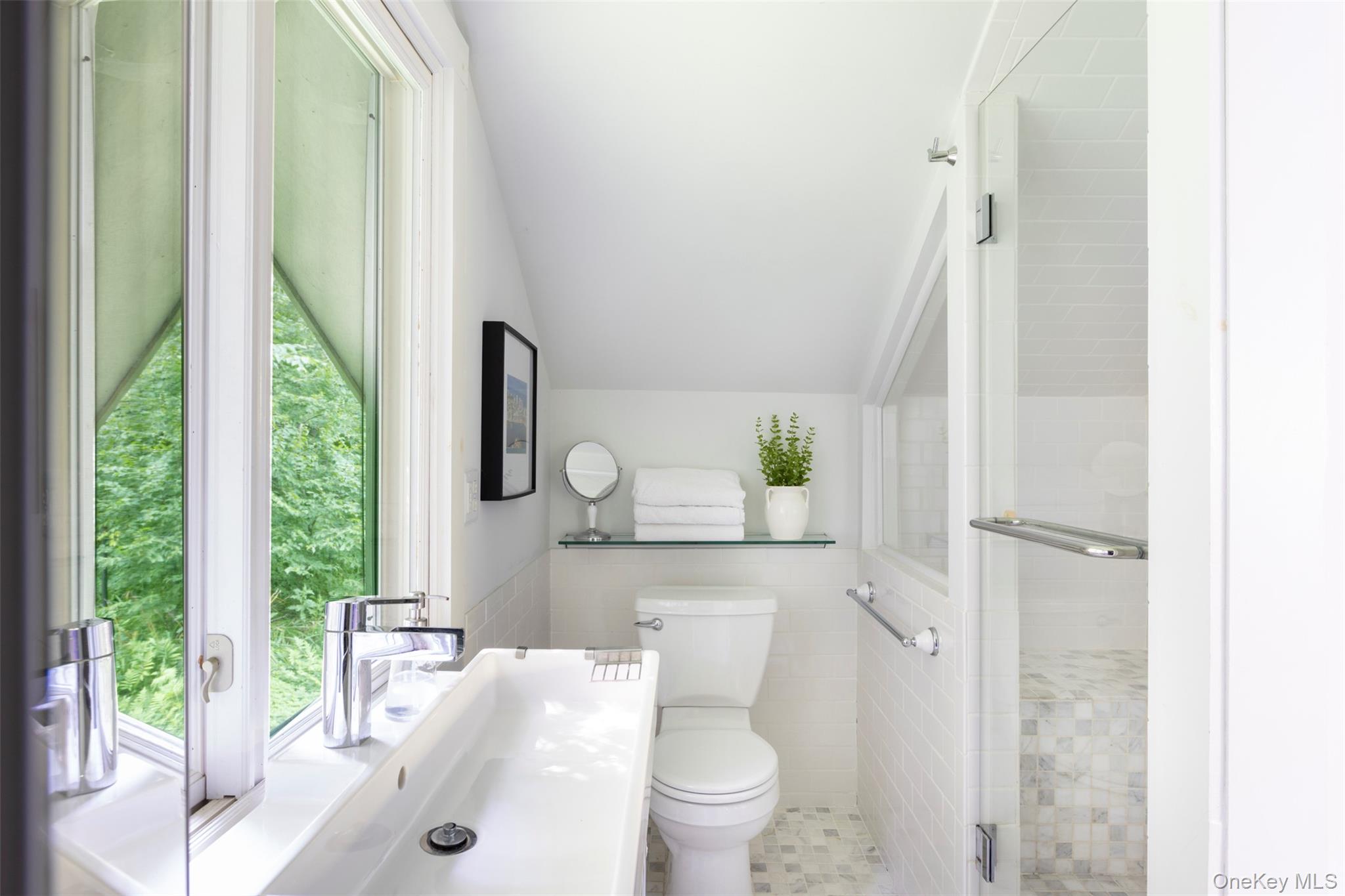 Shandaken, New York 12480, United States, 4 Bedrooms Bedrooms, ,3 BathroomsBathrooms,Residential,Active,184692