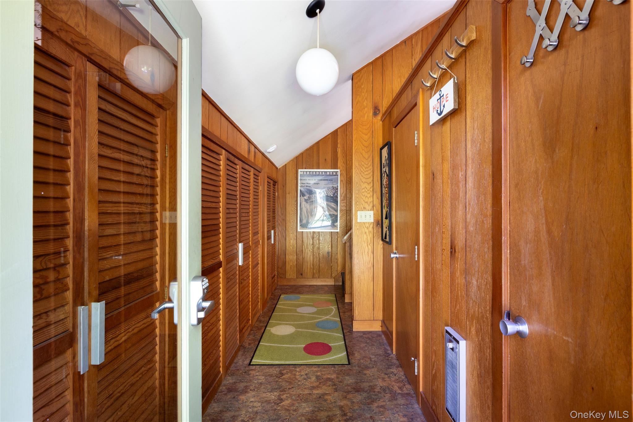 Shandaken, New York 12480, United States, 4 Bedrooms Bedrooms, ,3 BathroomsBathrooms,Residential,Active,184692