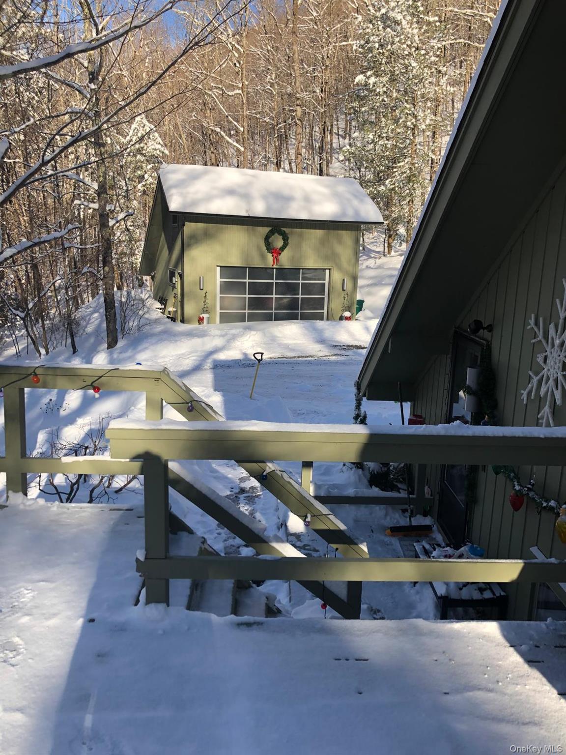 Shandaken, New York 12480, United States, 4 Bedrooms Bedrooms, ,3 BathroomsBathrooms,Residential,Active,184692