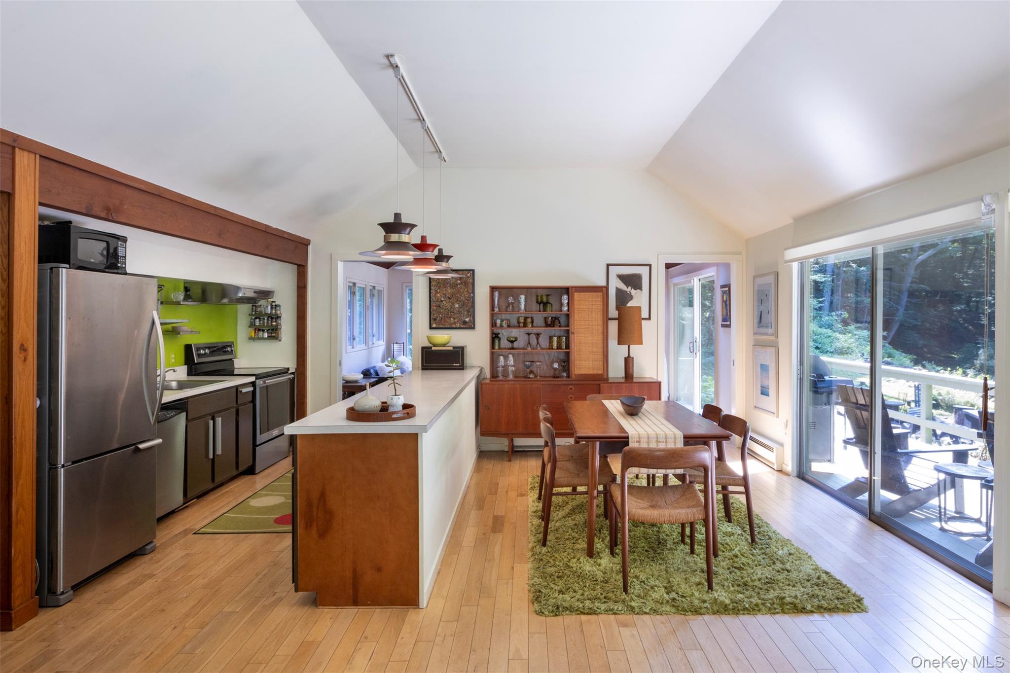 Shandaken, New York 12480, United States, 4 Bedrooms Bedrooms, ,3 BathroomsBathrooms,Residential,Active,184692