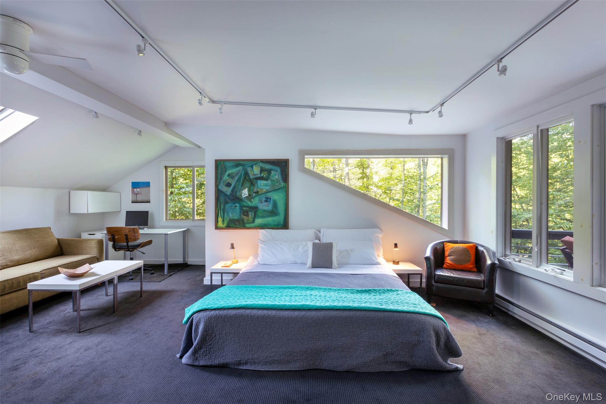 Shandaken, New York 12480, United States, 4 Bedrooms Bedrooms, ,3 BathroomsBathrooms,Residential,Active,184692