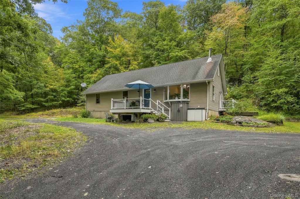 Photo of 225 Hull Avenue, Plattekill, NY 12515 (MLS # 1056876)