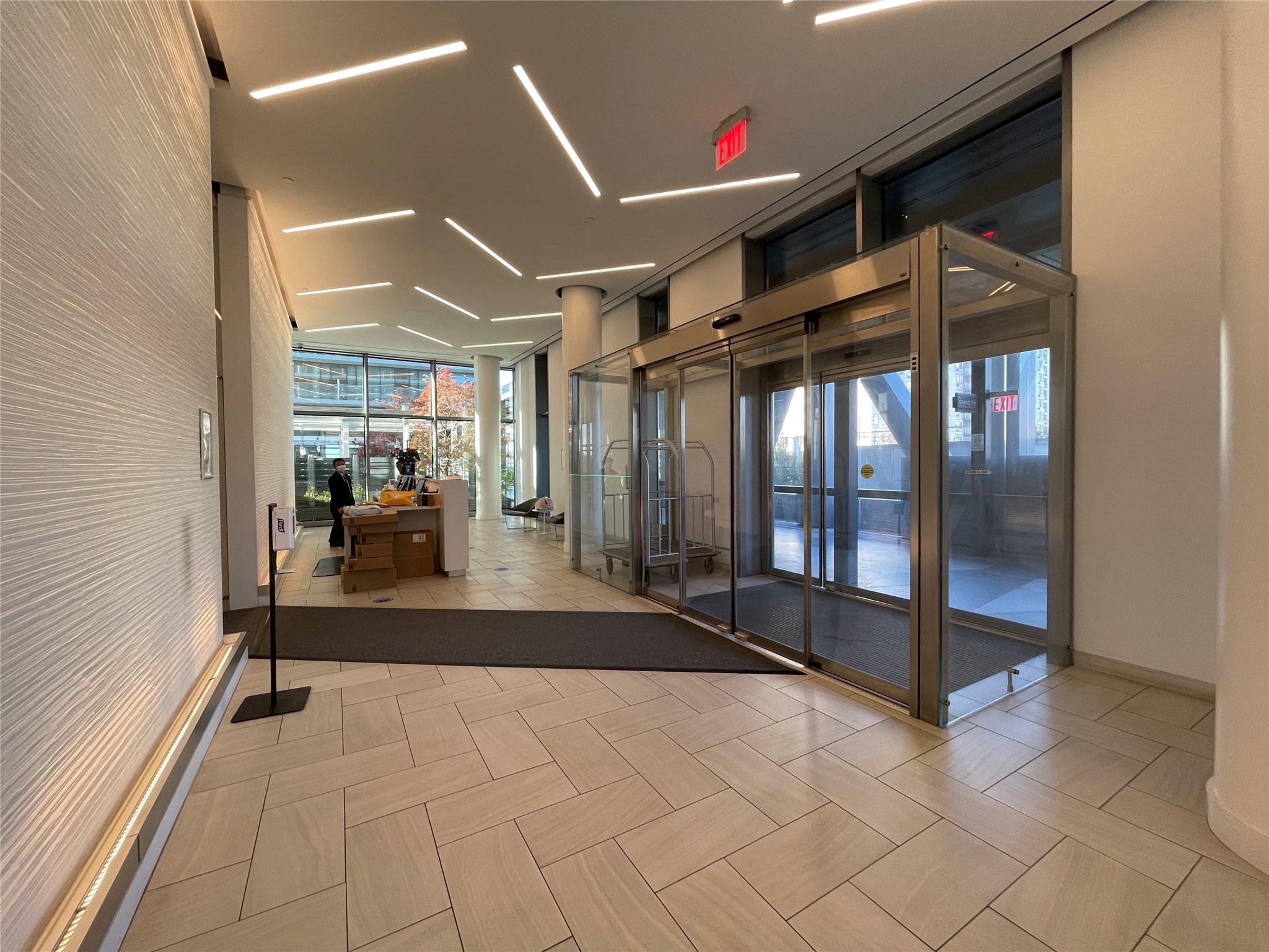 131-03 40 Rd #15M, Flushing, New York image 3