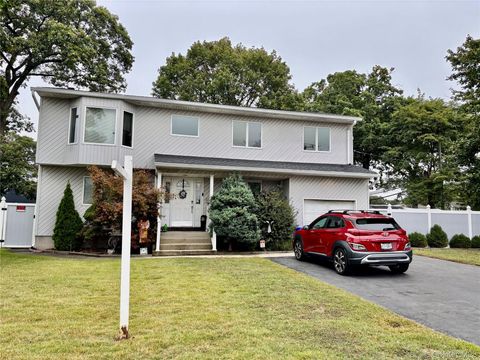 63 Pennsylvania Avenue Massapequa NY 11758