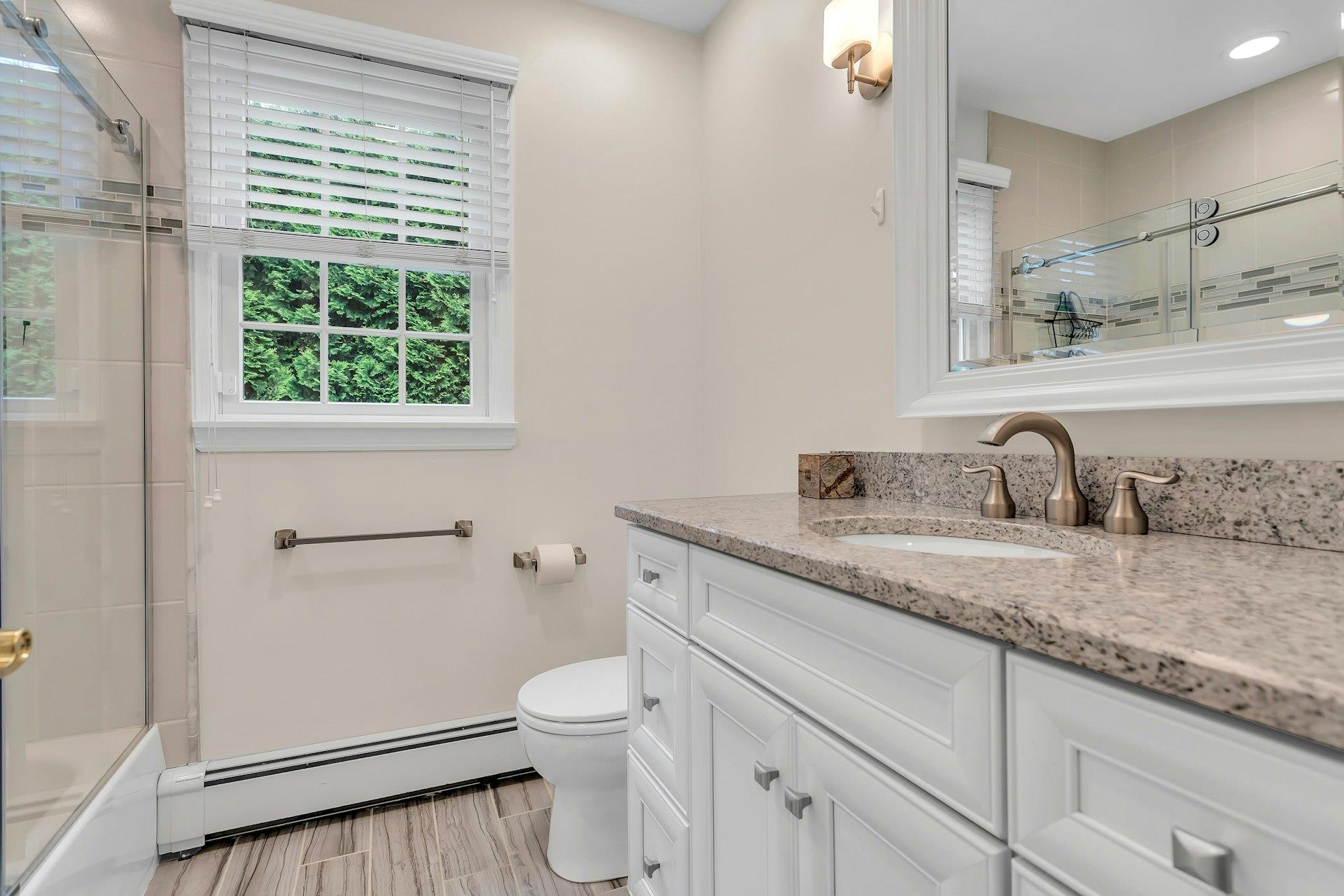 21 Buttonwood Drive, Dix Hills, New York image 22