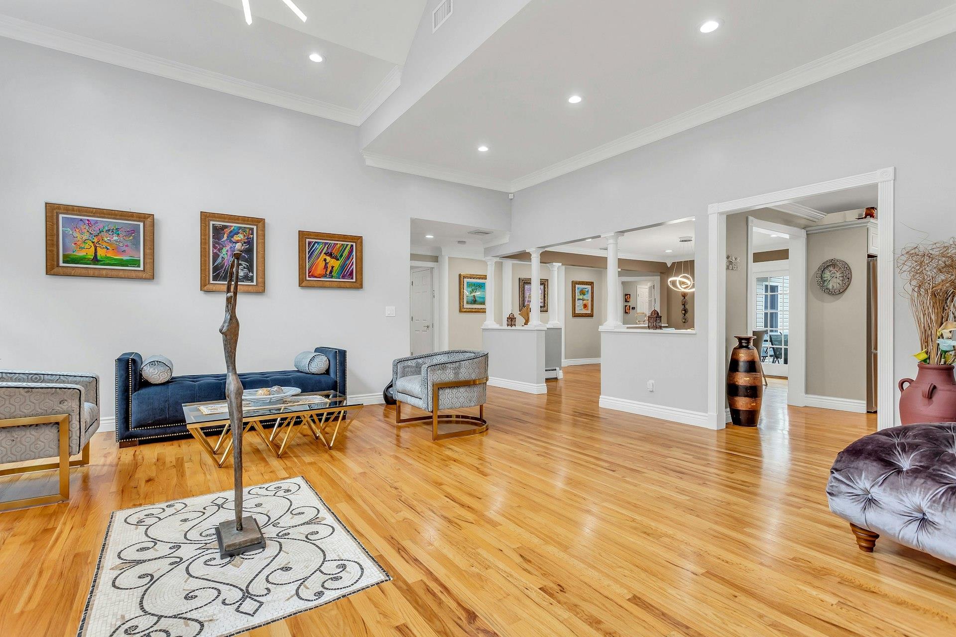 21 Buttonwood Drive, Dix Hills, New York image 5