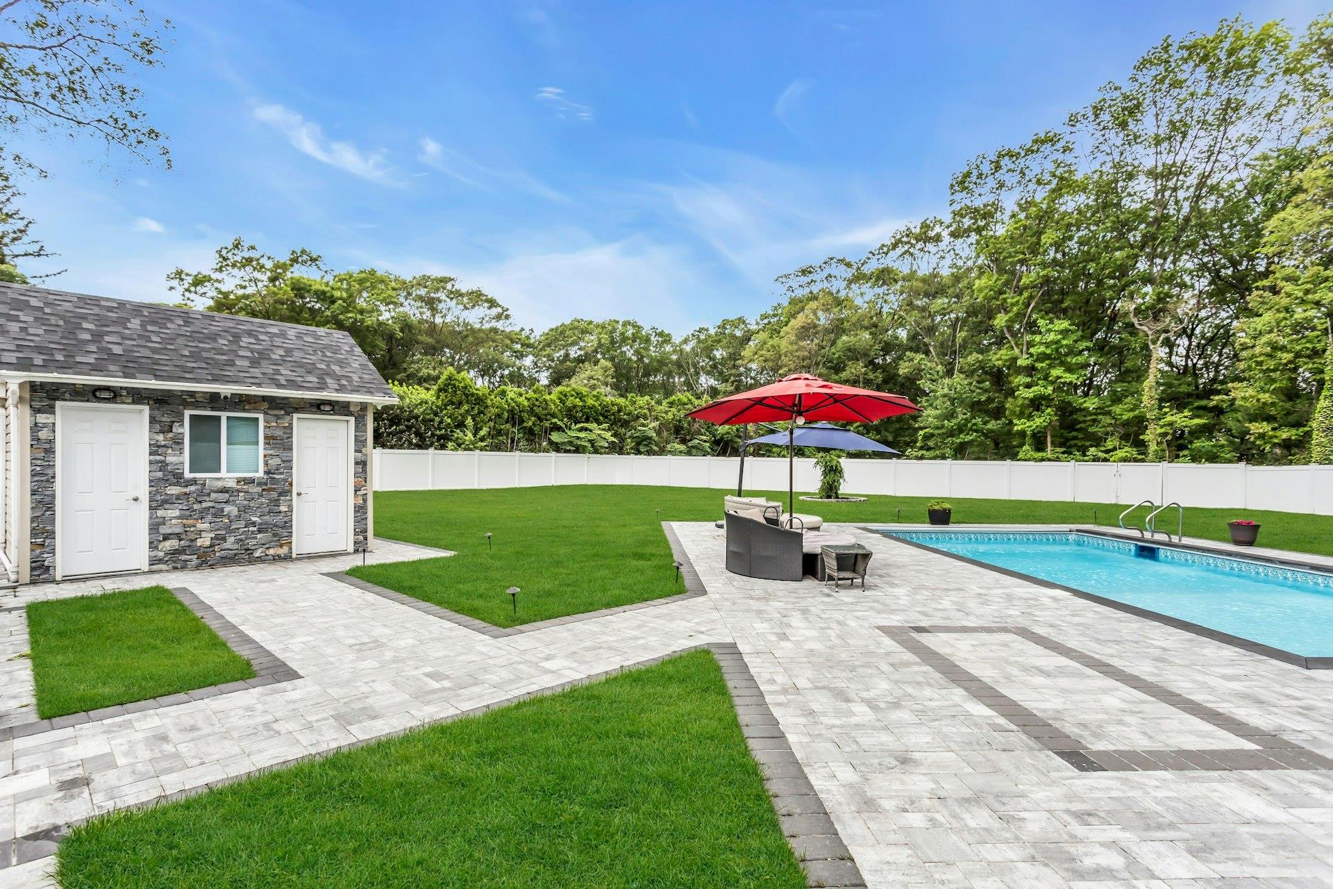21 Buttonwood Drive, Dix Hills, New York image 47