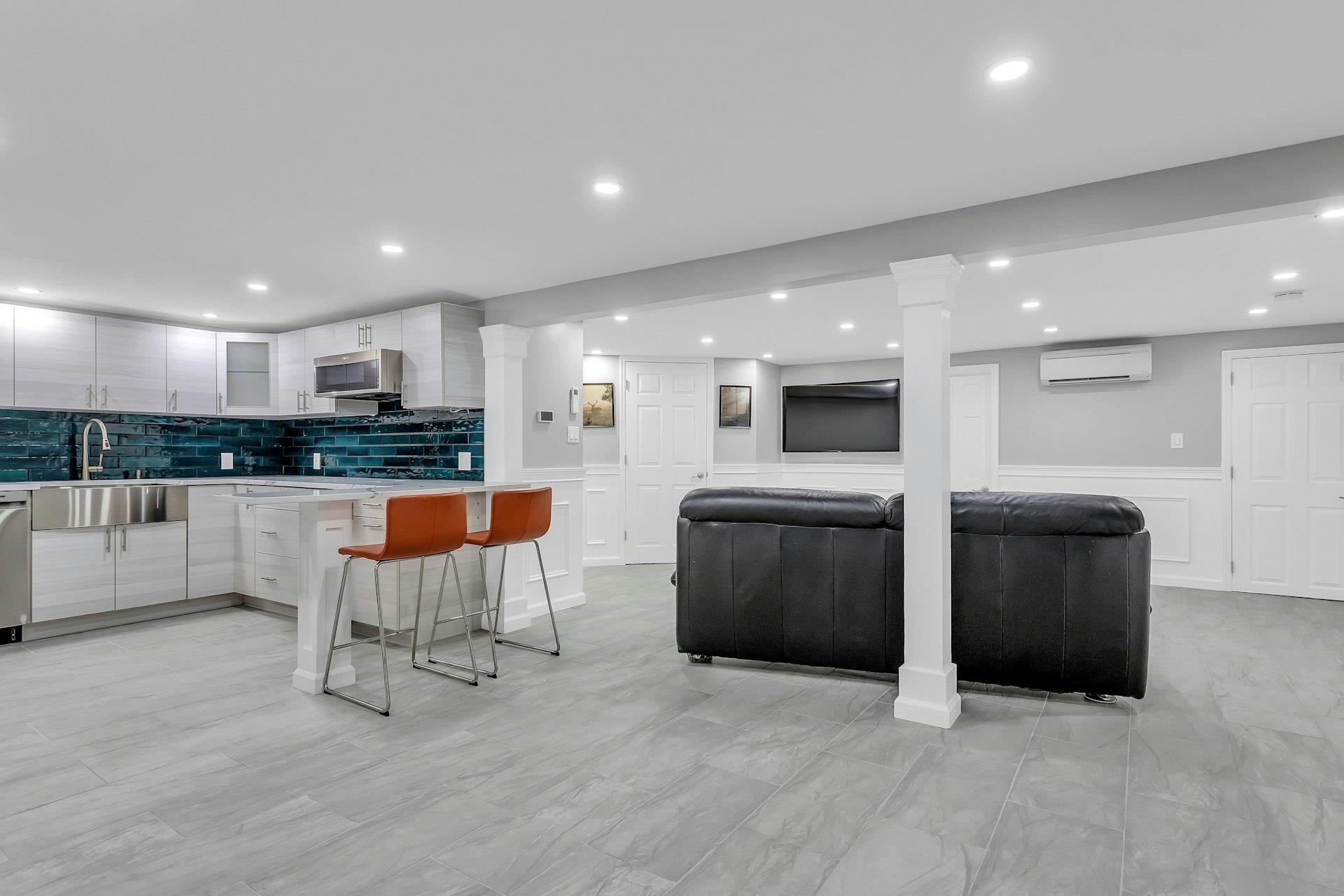 21 Buttonwood Drive, Dix Hills, New York image 29