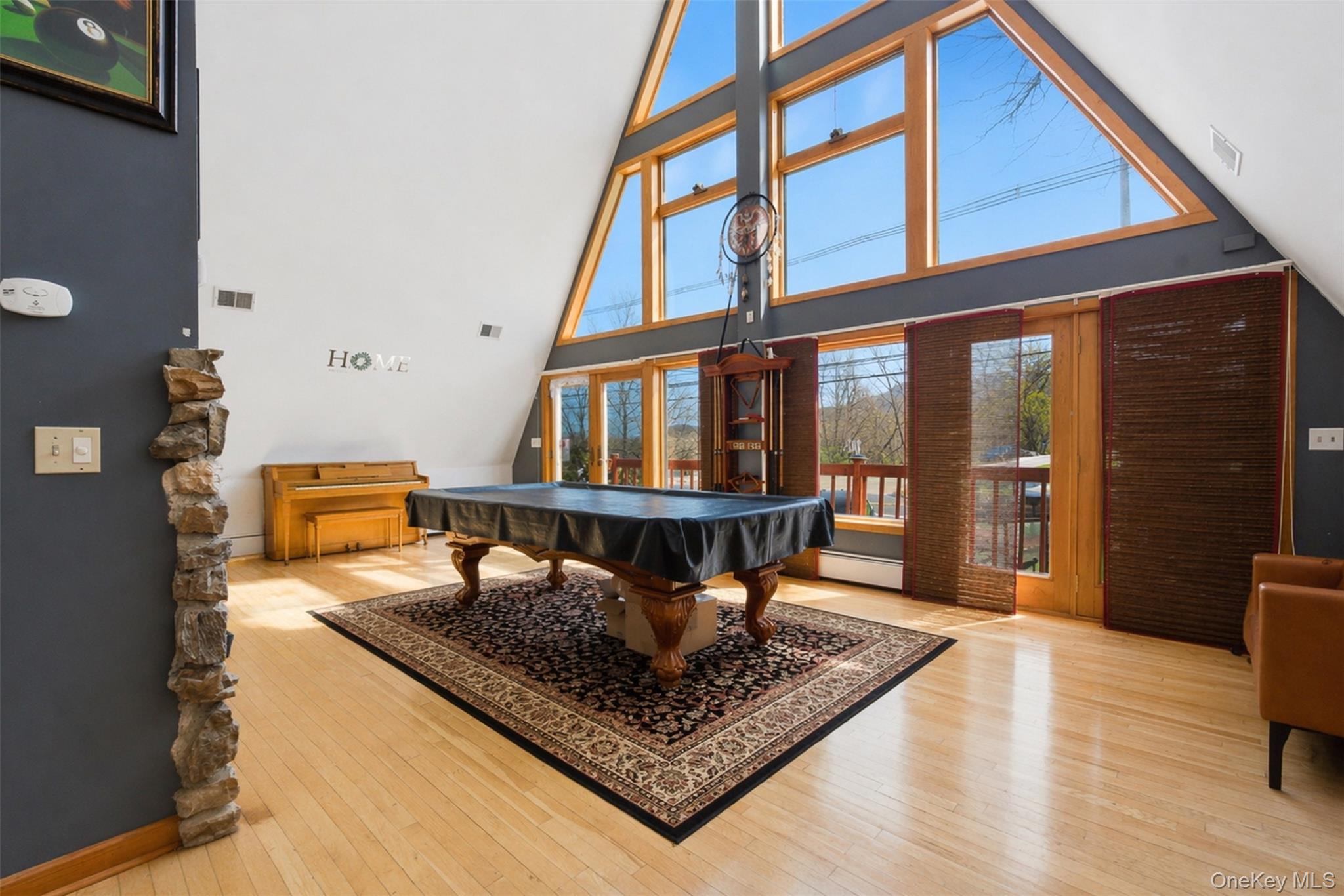 180 E Railroad Avenue