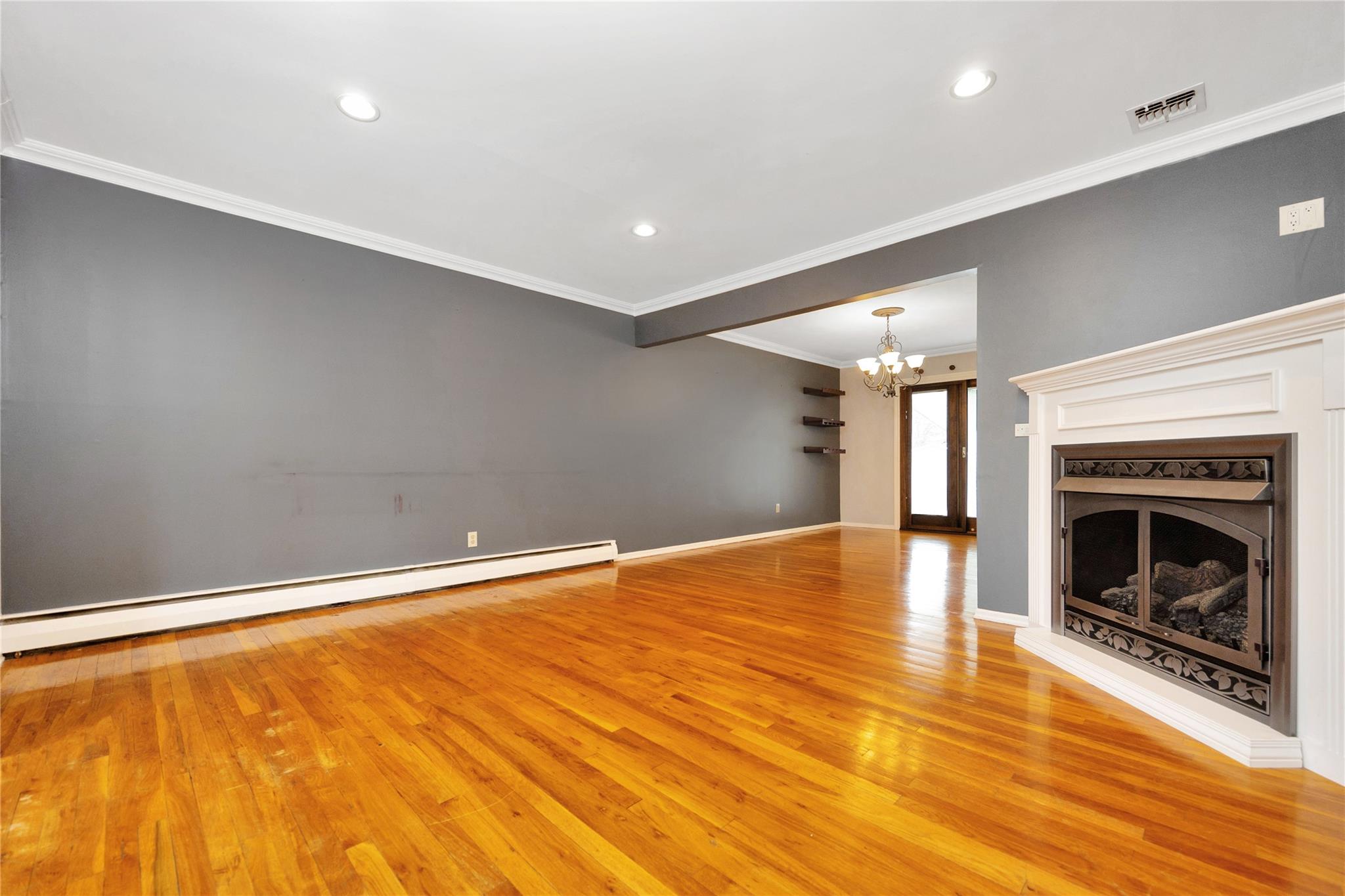 548 New Highway, Hauppauge, New York image 5