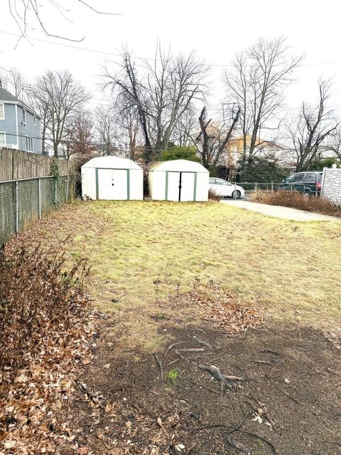 163 Queens 163 Road Howard Beach NY 11414