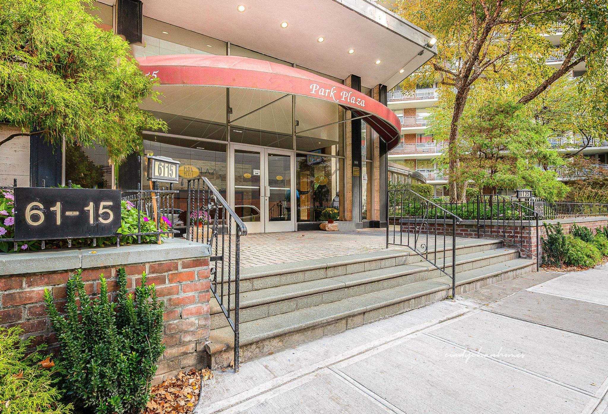 61-15 97th Street #14 F, Rego Park, New York image 2