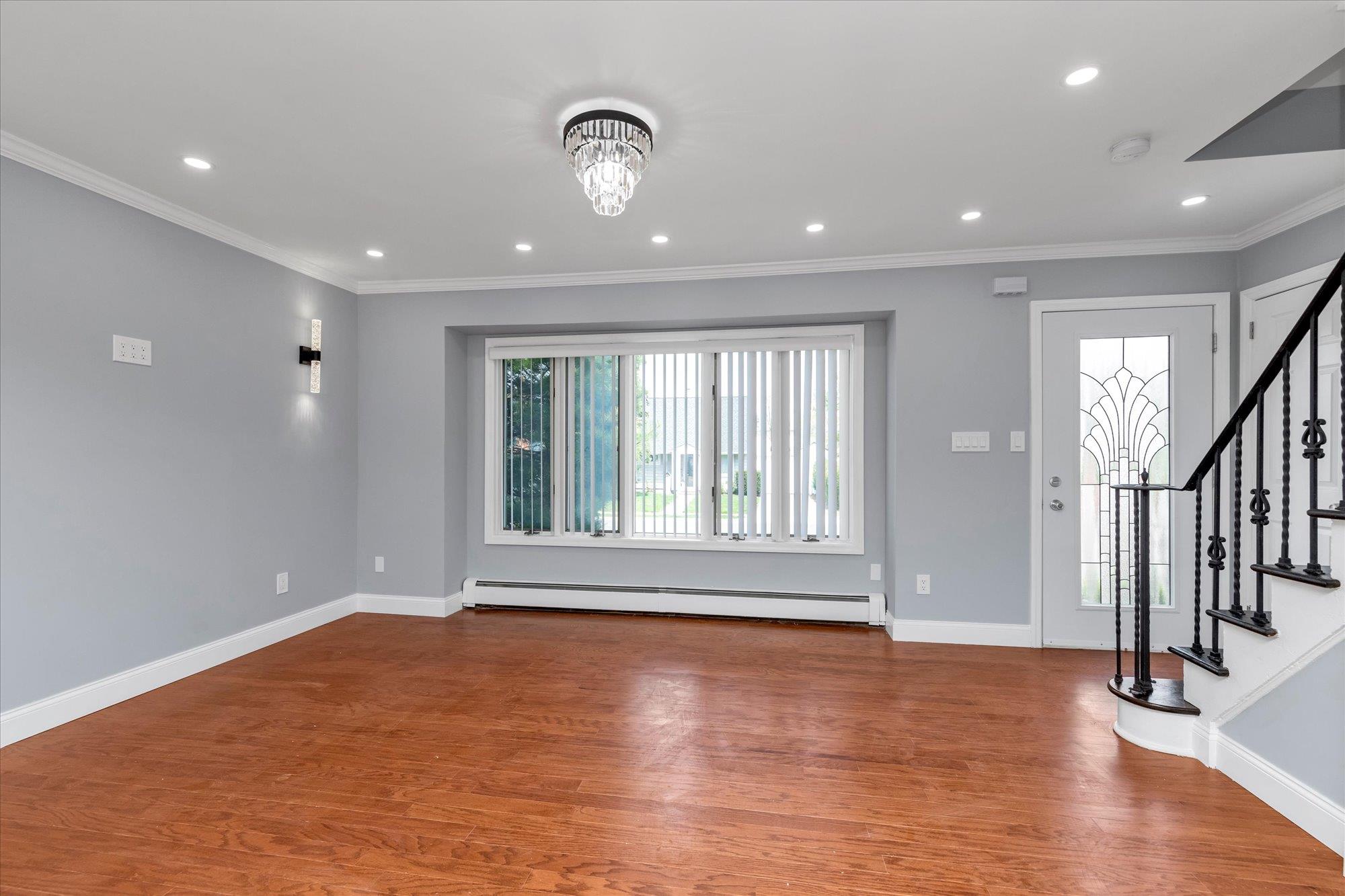 801 Mirabelle Avenue, Westbury, New York image 2