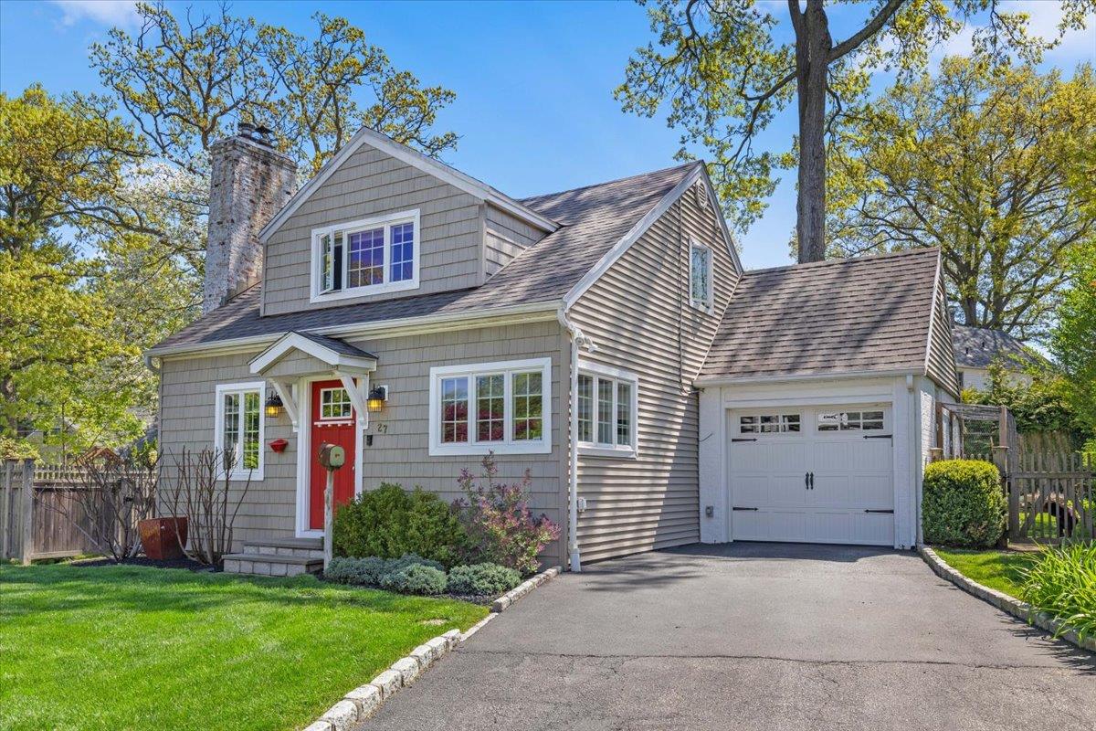 27 Smith Avenue