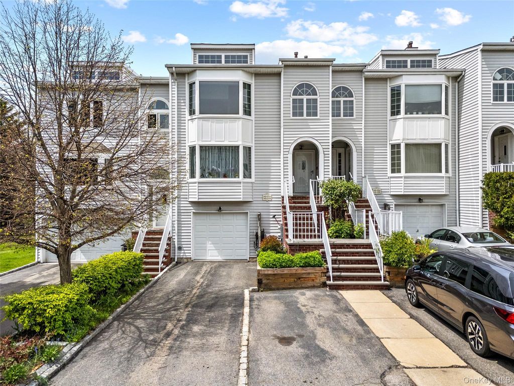 Photo of 242-37 Oak Park Drive #B, Douglaston, NY 11362 (MLS # 993942)