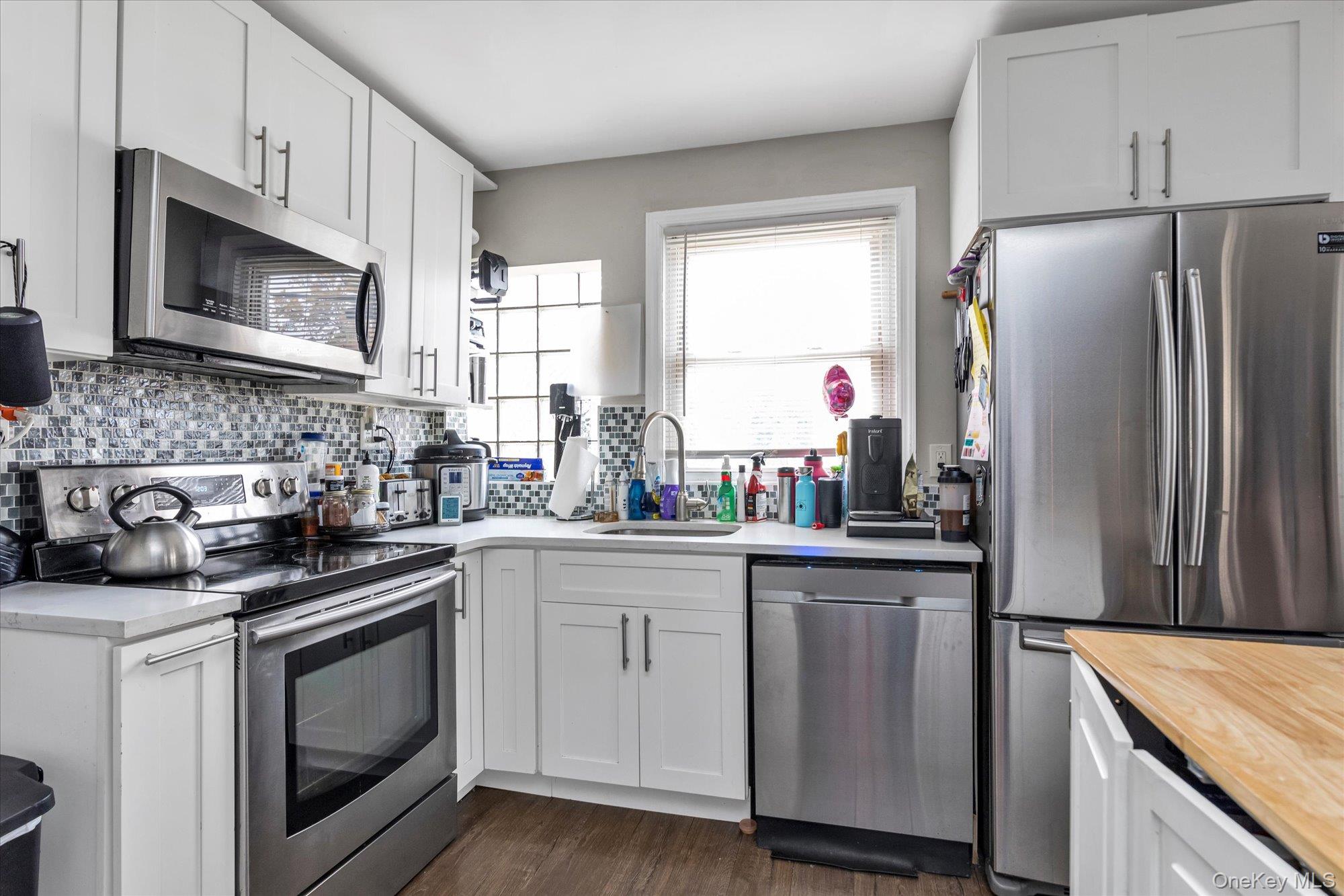 106 W Marshall Street