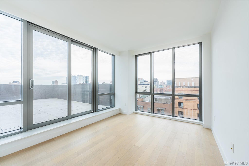 Photo of farrington st 33-66 #8F, Flushing, NY 11355 (MLS # 1027669)