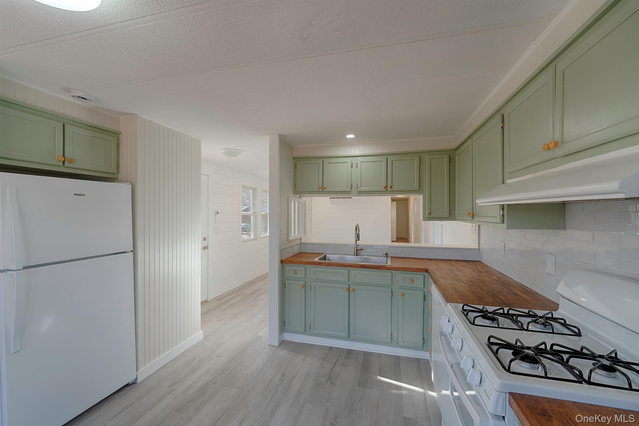 Stanfordville, New York 12581, United States, 3 Bedrooms Bedrooms, ,2 BathroomsBathrooms,Residential,Active,249185