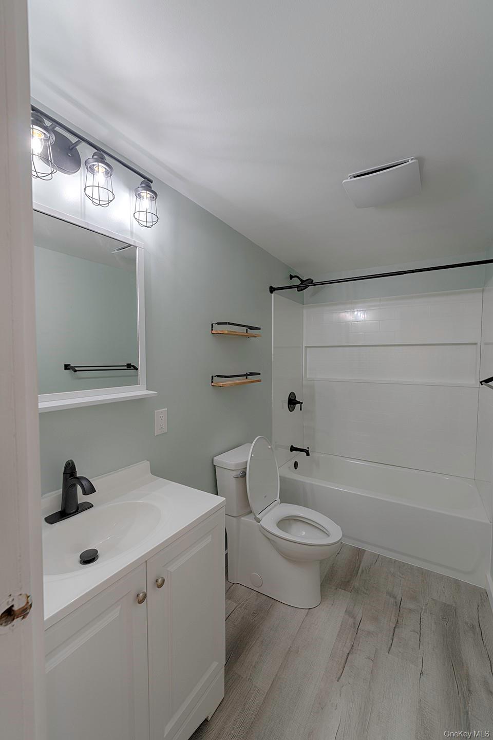 Stanfordville, New York 12581, United States, 3 Bedrooms Bedrooms, ,2 BathroomsBathrooms,Residential,Active,249185