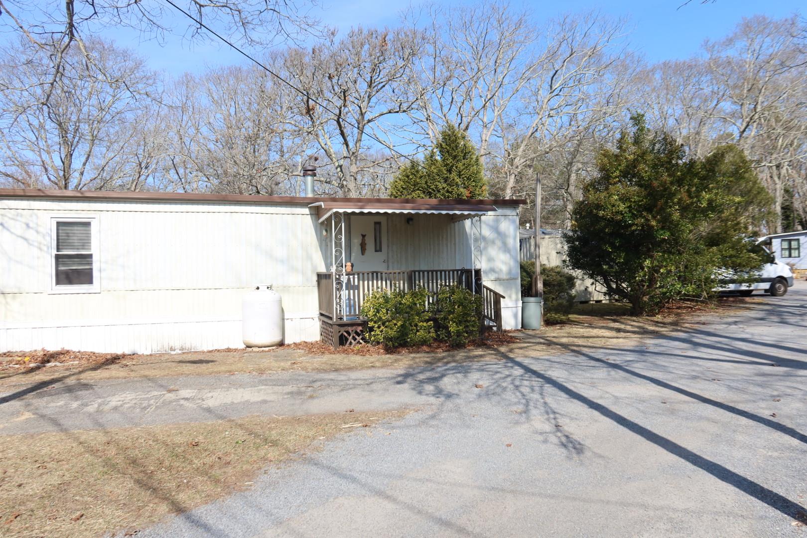 1538 Speonk Riverhead Road, Speonk, New York image 3
