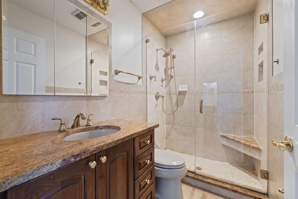 25 Edgebrook Lane, Airmont, New York image 18