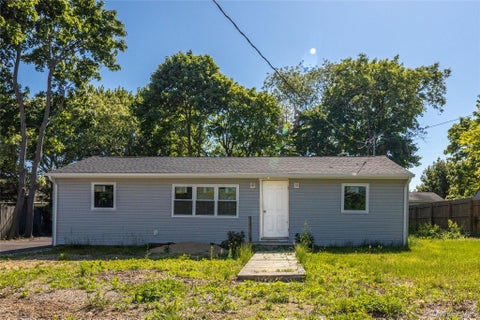 Homes For Sale - 547 Taylor Avenue<br/> Patchogue, NY 11772