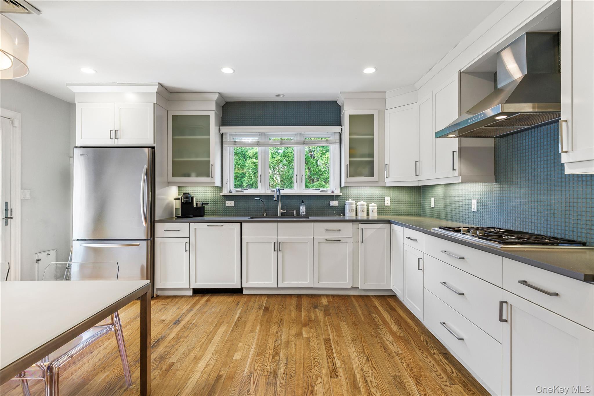 14 Echo Bay Place
