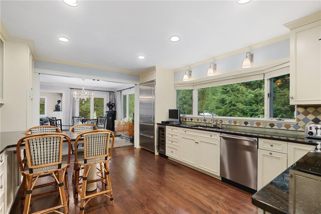2 Winding Brook Drive, Larchmont, New York image 10