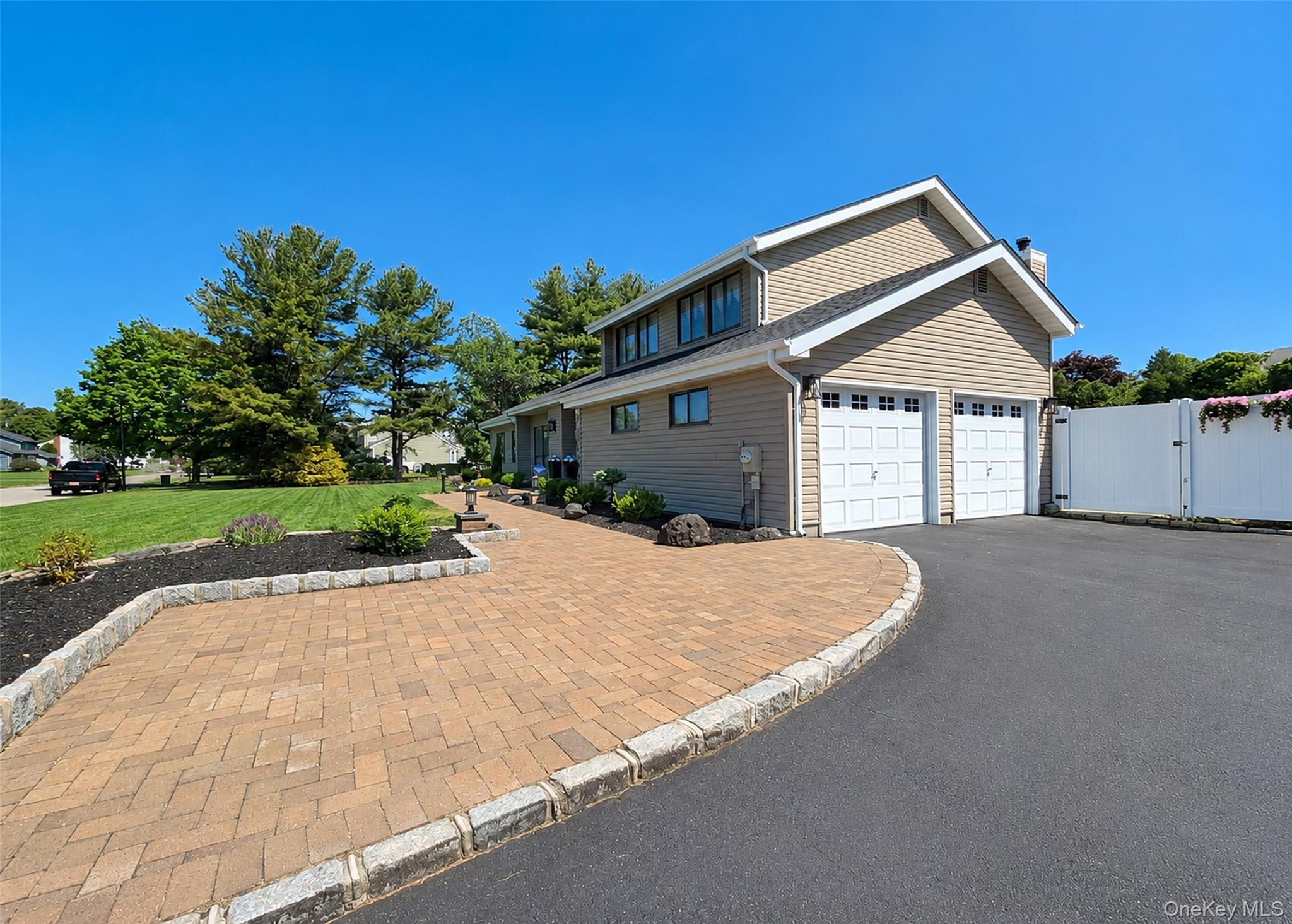 25 Vineyard Way