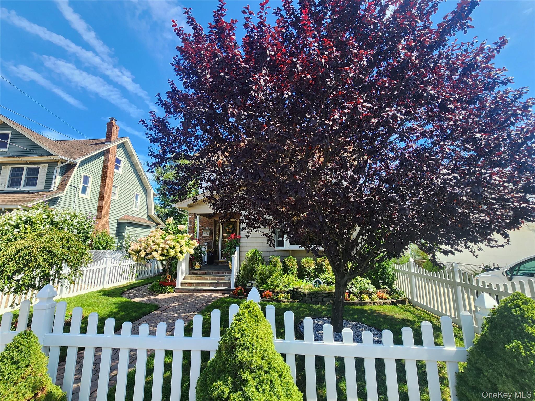 85 Oakland Avenue
