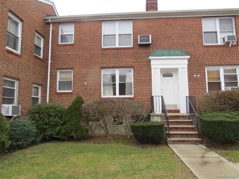 Homes For Sale - 172-12 Crocheron Avenue #C3<br/> Flushing, NY 11358