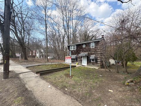 471 Community Drive Manhasset NY 11030