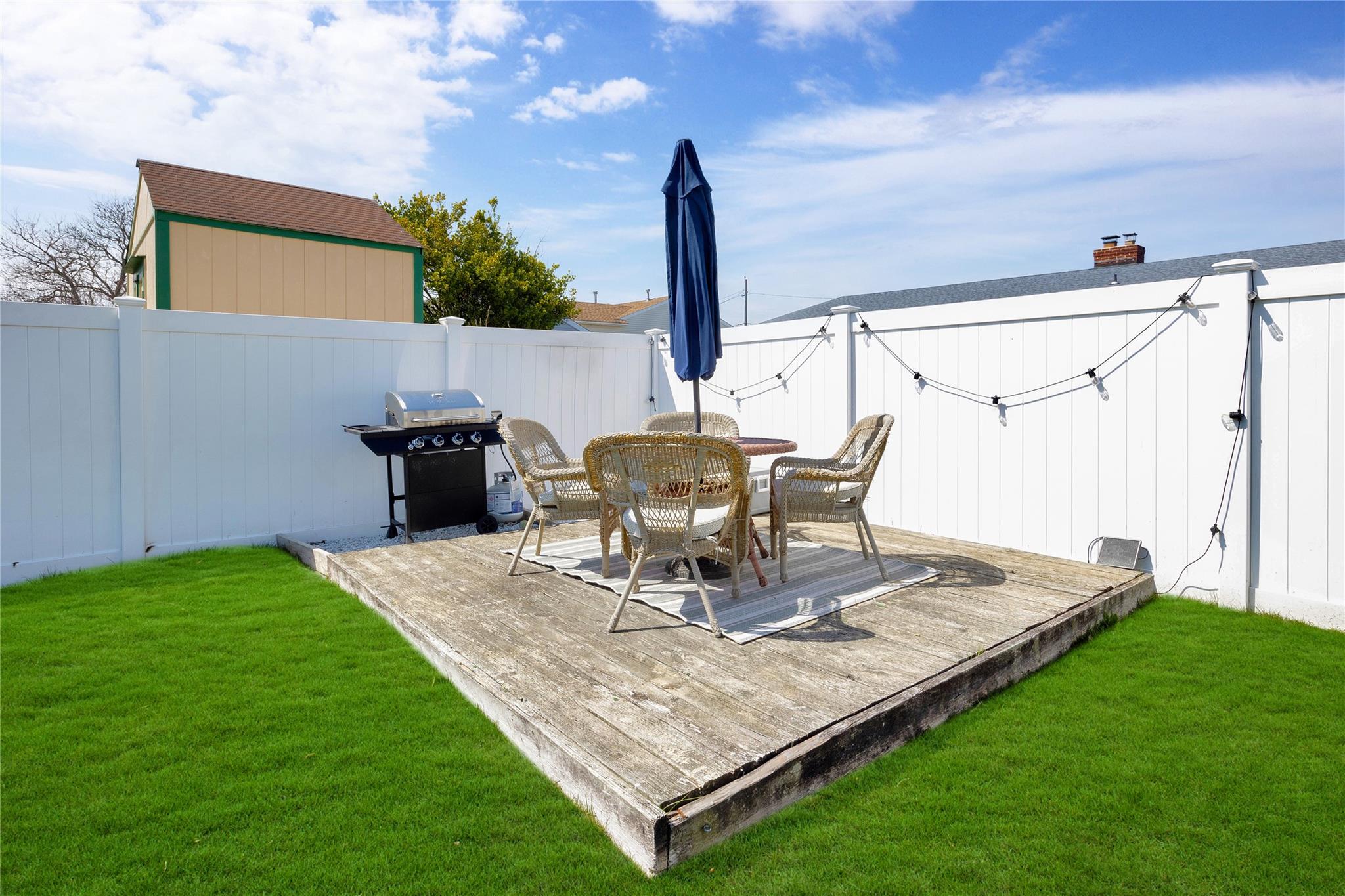 3 Kent Place, Amityville, New York image 16