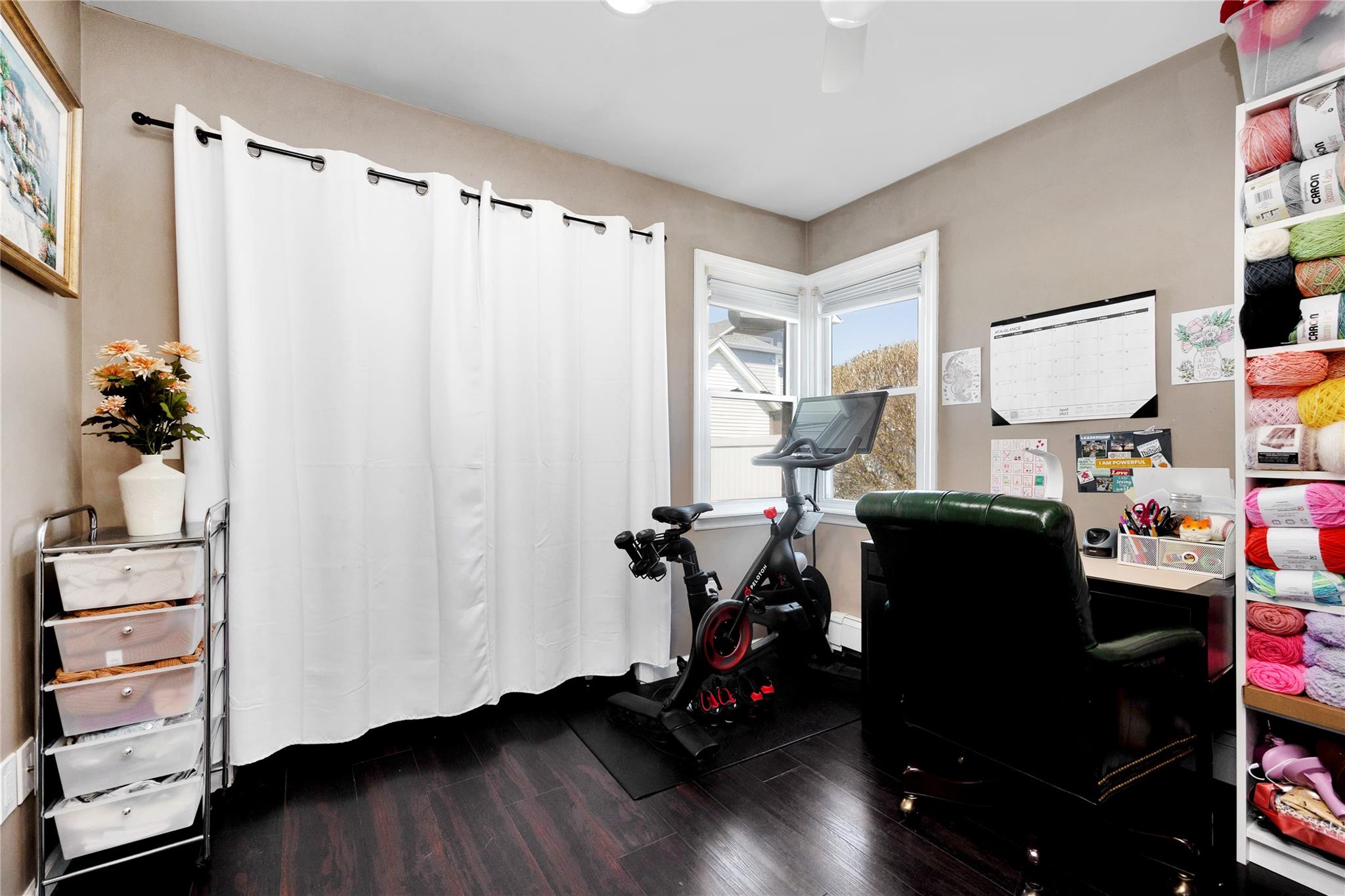 3 Kent Place, Amityville, New York image 10