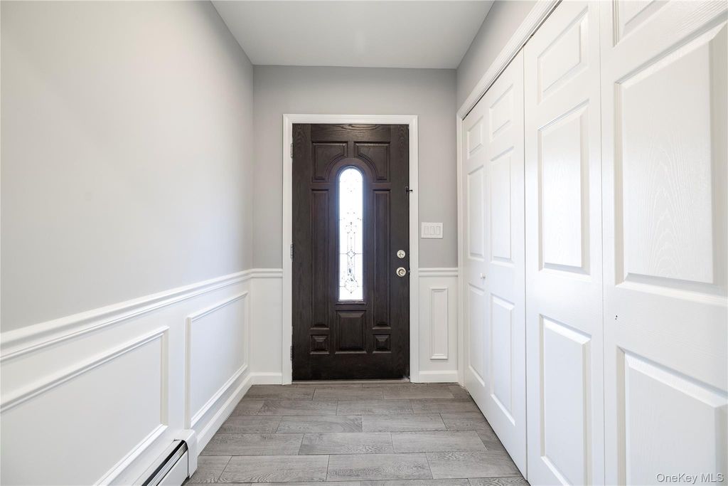 Photo of 2962 Grand Avenue, Baldwin, NY 11510 (MLS # 947473)