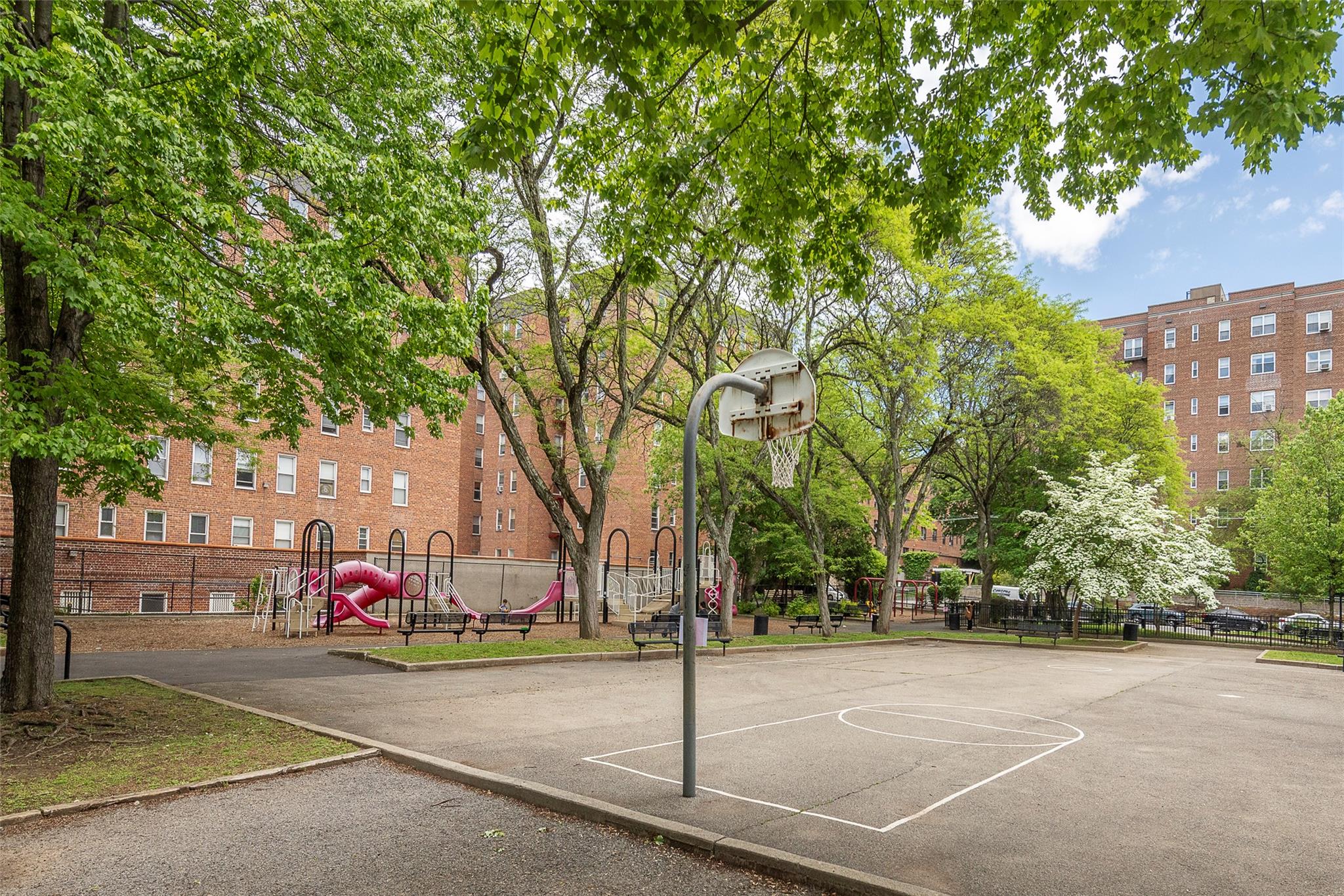50 Louisiana Avenue #9R, Bronxville, New York image 30