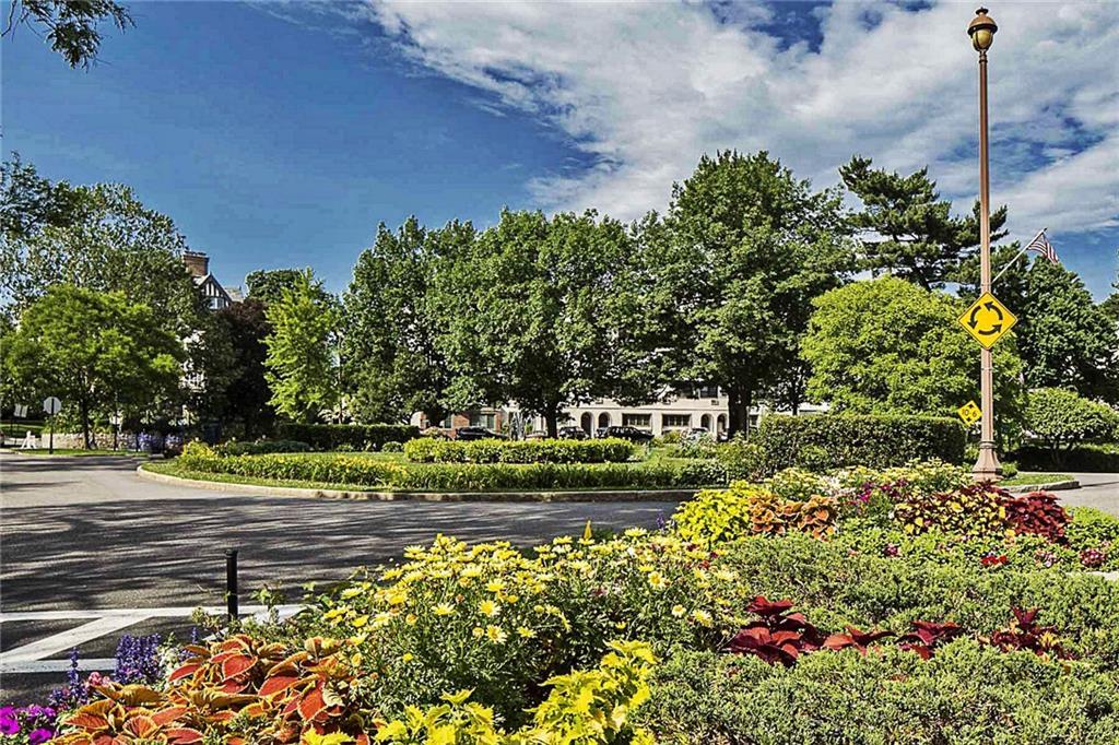 50 Louisiana Avenue #9R, Bronxville, New York image 35