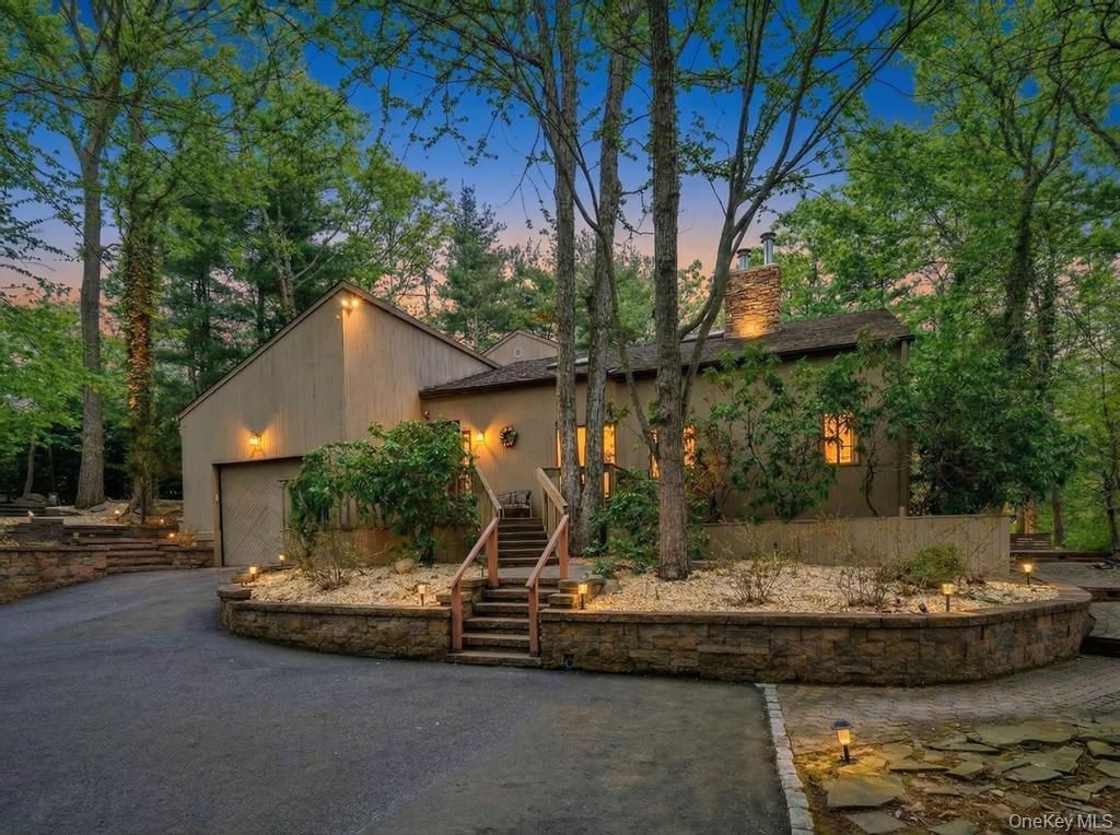 Photo of 1 Audubon Gate, Miller Place, NY 11764 (MLS # 979324)