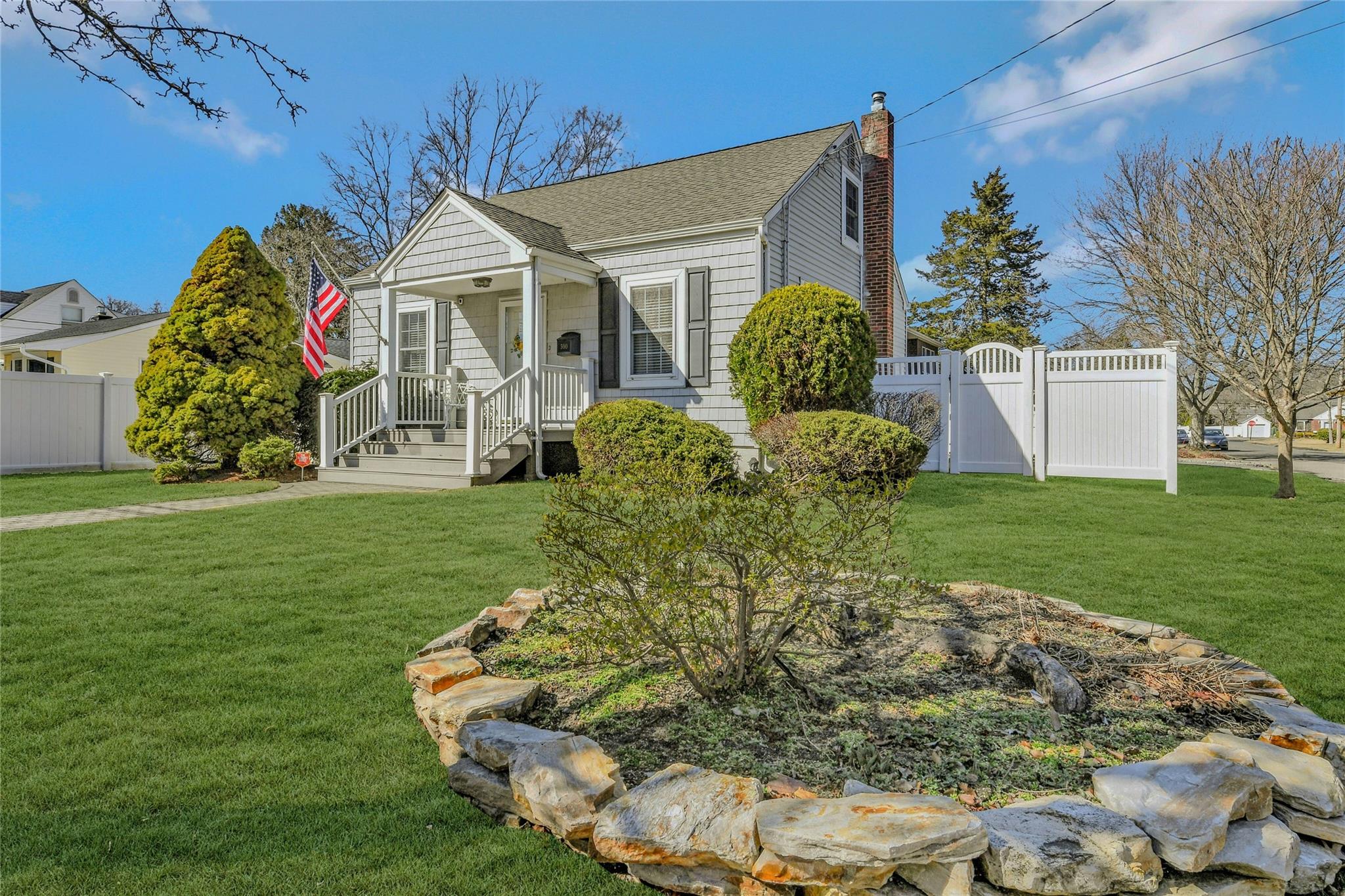 500 9th Avenue, East Northport, New York image 3