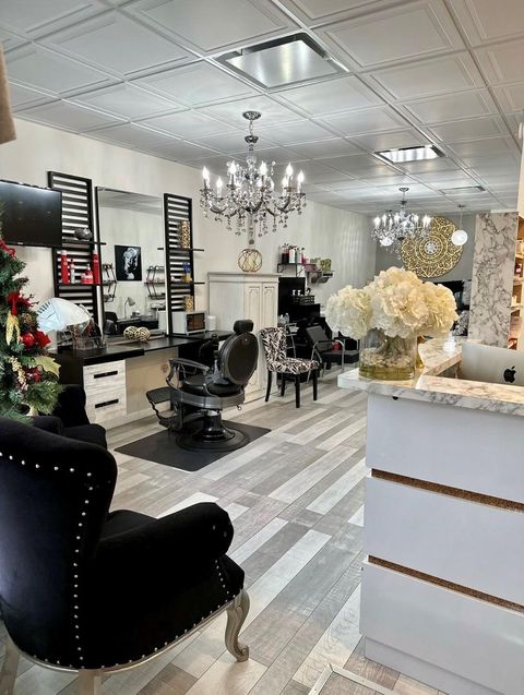 28 Broadway Avenue Massapequa Park NY 11758