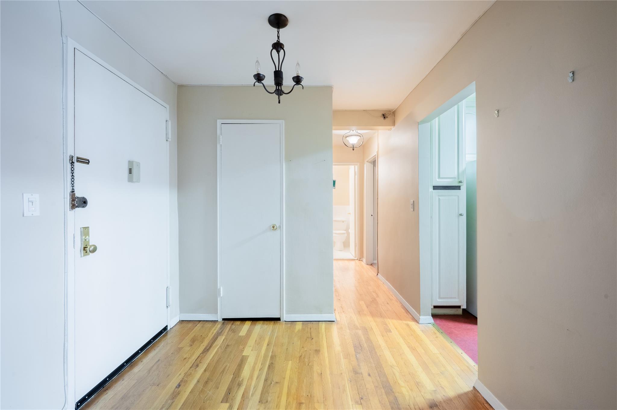 34 Pearsall Avenue #3J, Glen Cove, New York image 3