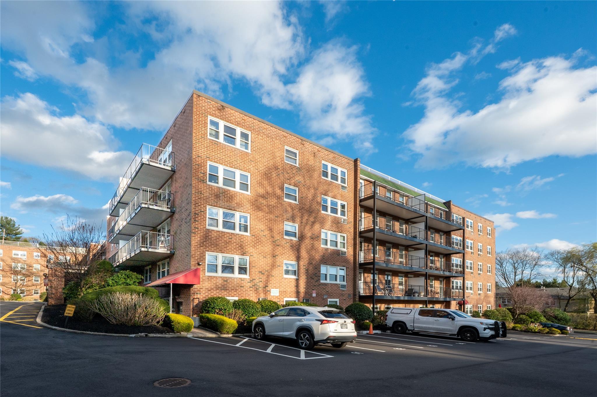 34 Pearsall Avenue #3J, Glen Cove, New York image 24