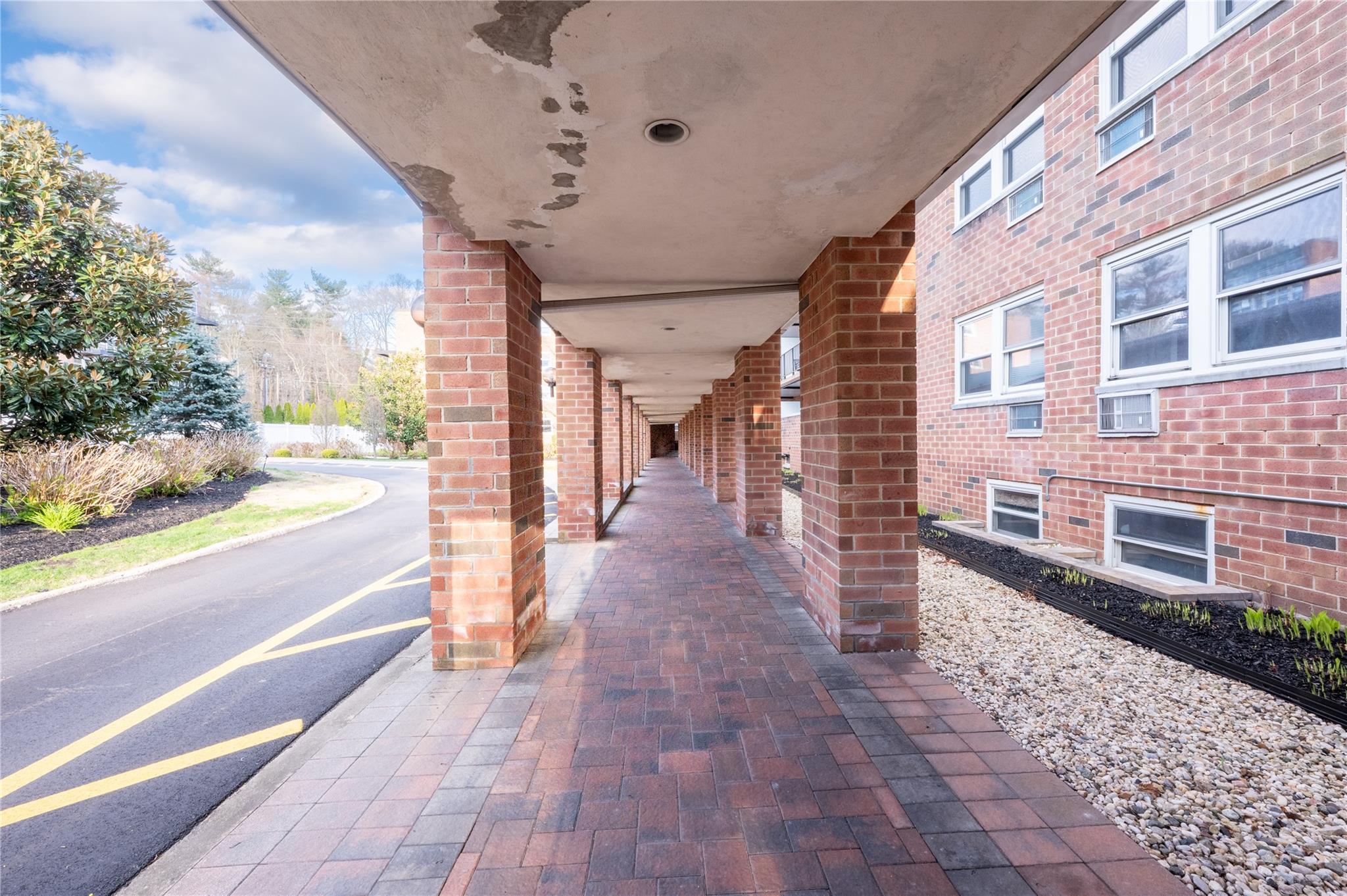 34 Pearsall Avenue #3J, Glen Cove, New York image 23