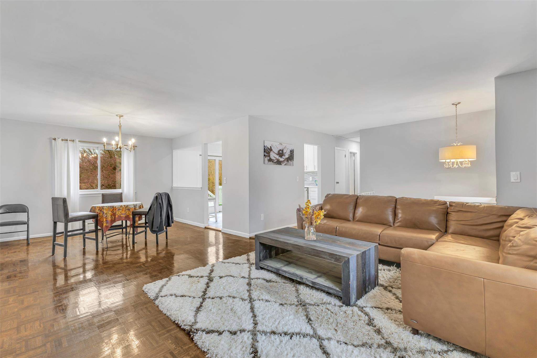 12 Lamb Place, Dix Hills, New York image 12